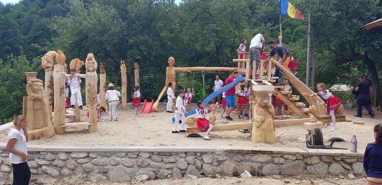 Pensiunea Agroturistica Cerna, Vaideeni, Valcea Exteriör bild