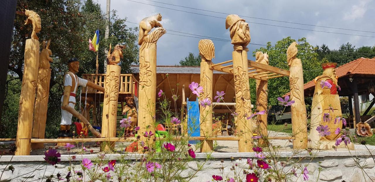 Pensiunea Agroturistica Cerna, Vaideeni, Valcea Exteriör bild